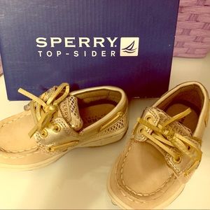 Toddler Girl Gold and natural Sperrys